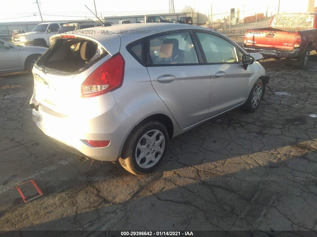 3FADP4EJ4BM186122 2011 FORD FIESTA photo no. 4