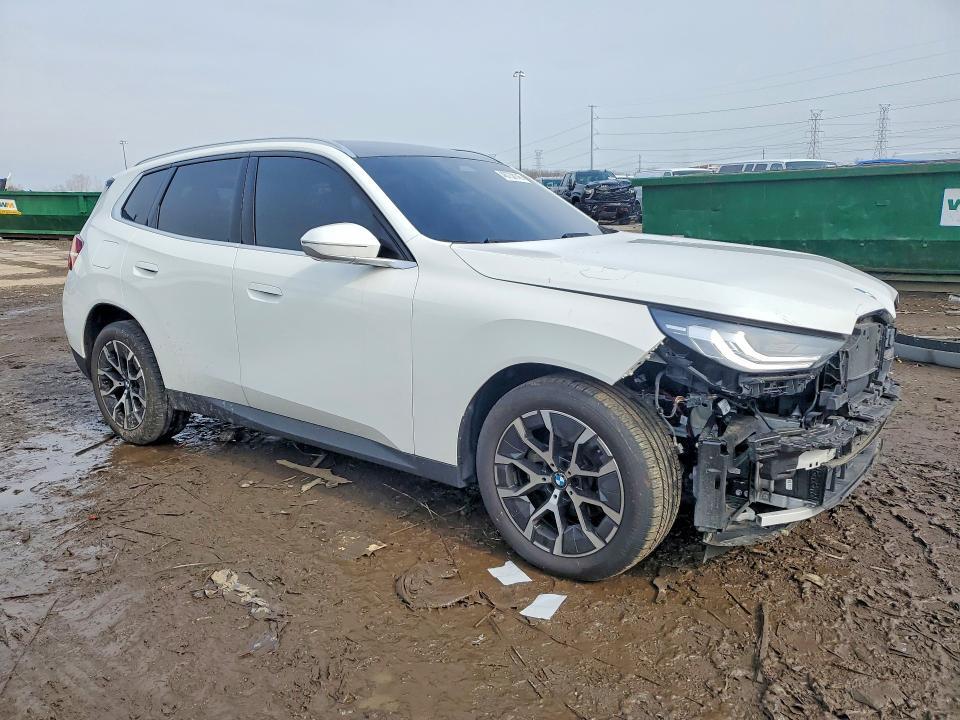 2025 BMW X3 30 XDRIVE — Фото 4 из 13
