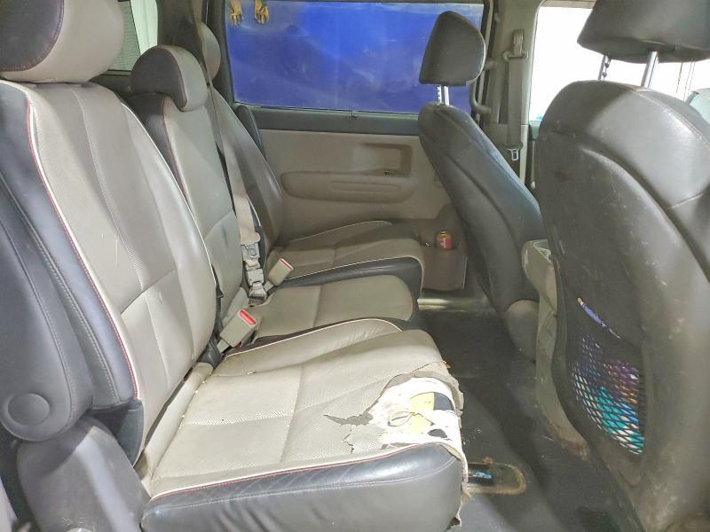 2017 KIA SEDONA LX — Фото 11 из 13