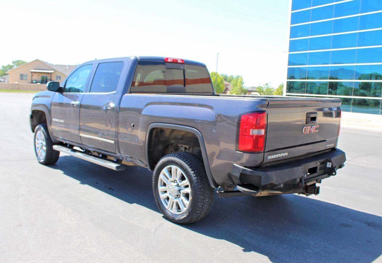 2016 GMC SIERRA K2500 DENALI — Фото 4 из 10