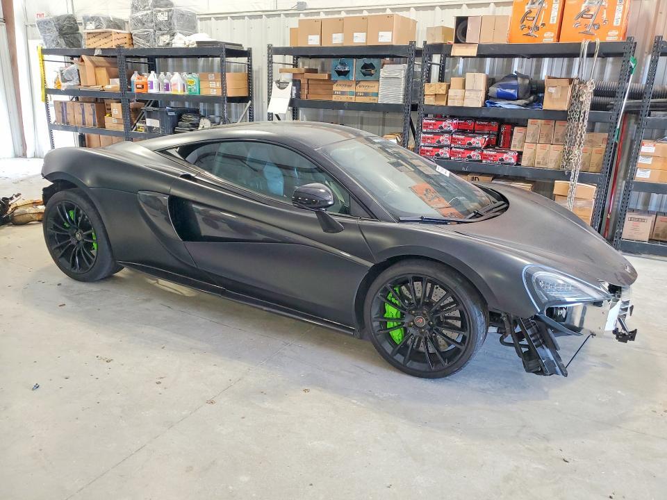 2016 MCLAREN AUTOMOTIVE 570S — Фото 4 из 13