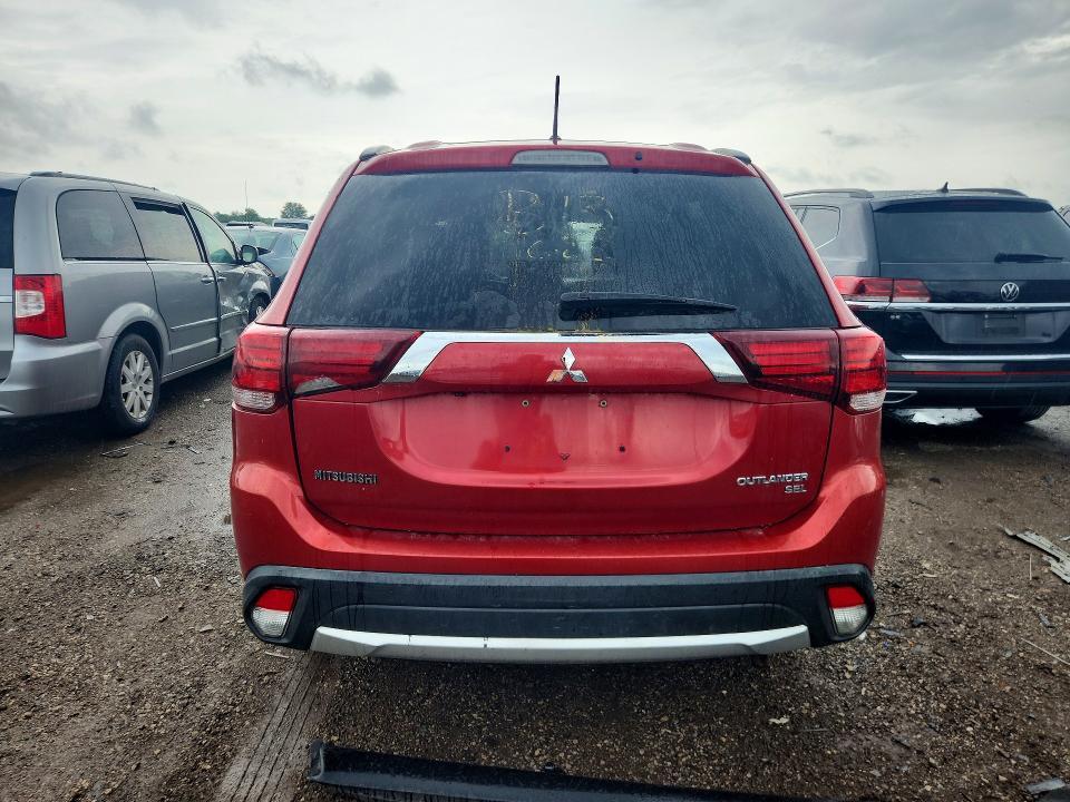 2016 MITSUBISHI OUTLANDER SE — Фото 6 из 12