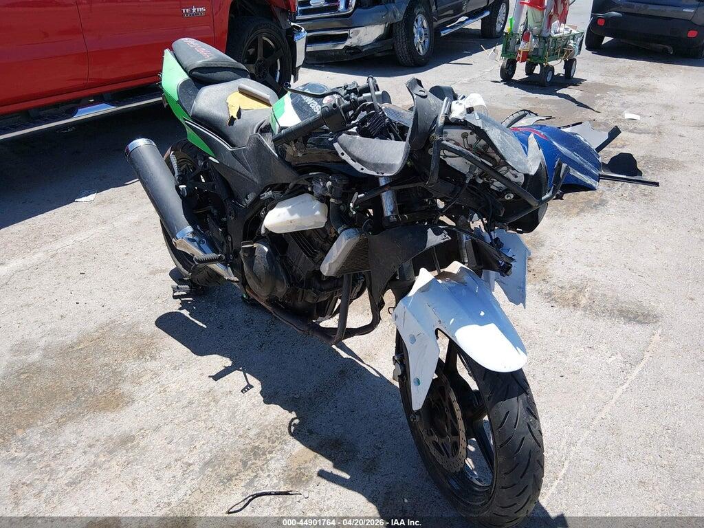 JKAEXMJ19CDAB7773 2012 KAWASAKI EX250 photo no. 1