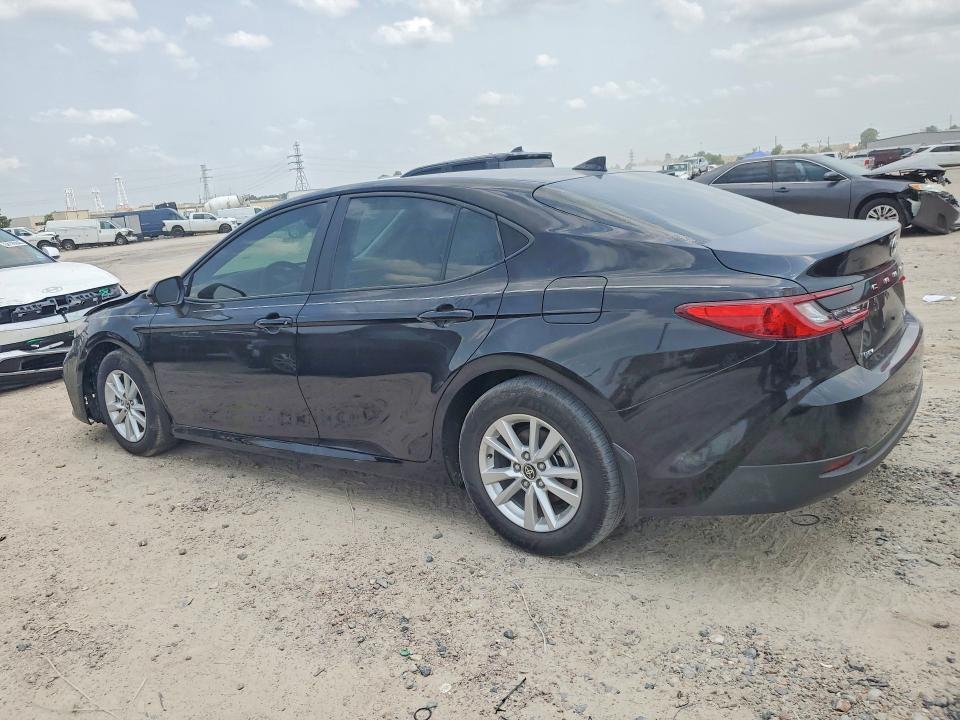2026 TOYOTA CAMRY LE — Фото 2 из 12