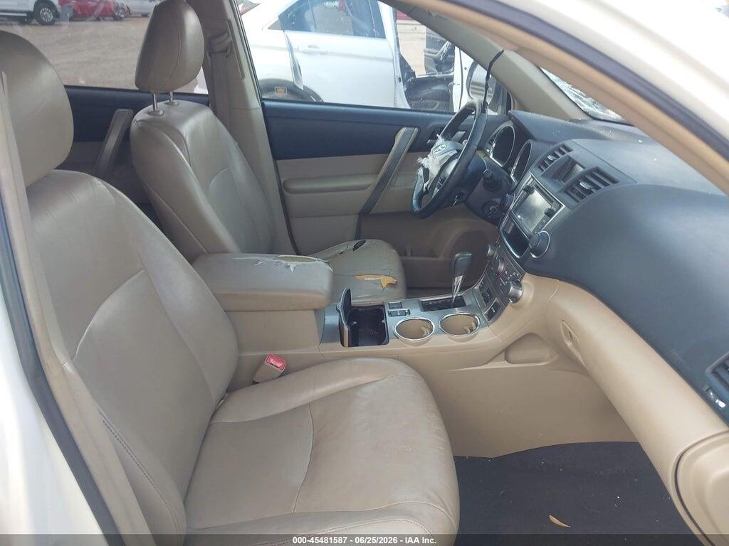 5TDZK3EH8DS125980 2013 TOYOTA HIGHLANDER photo no. 5