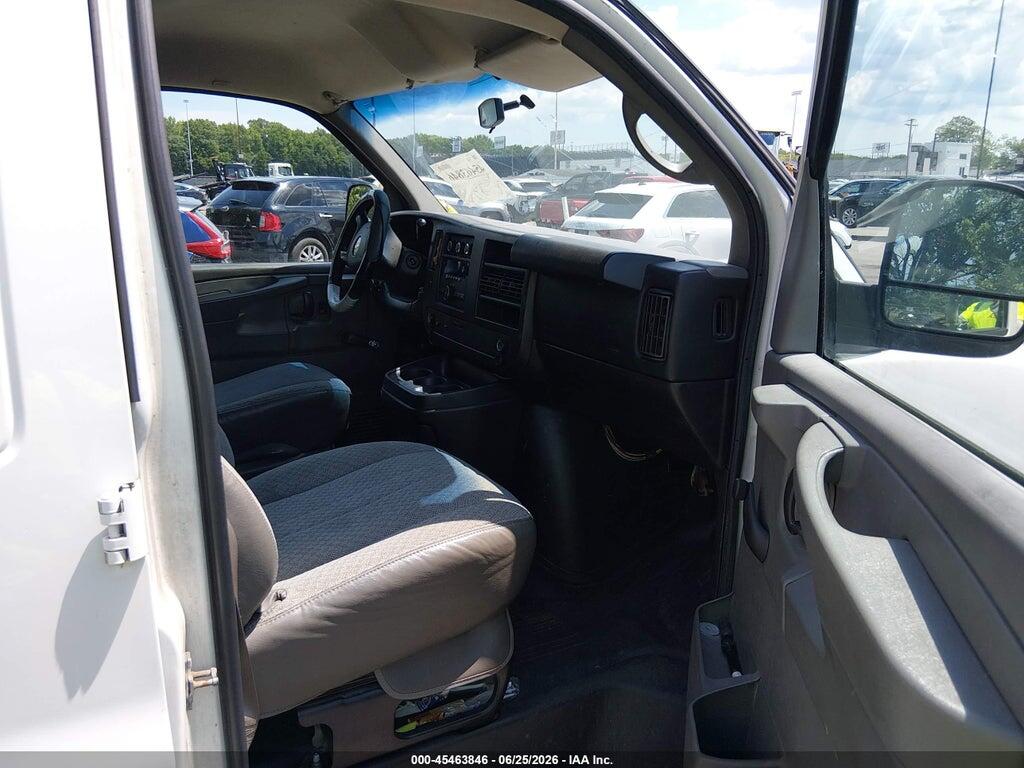 1GCSGAFX8B1100097 2011 CHEVROLET EXPRESS 1500 photo no. 1