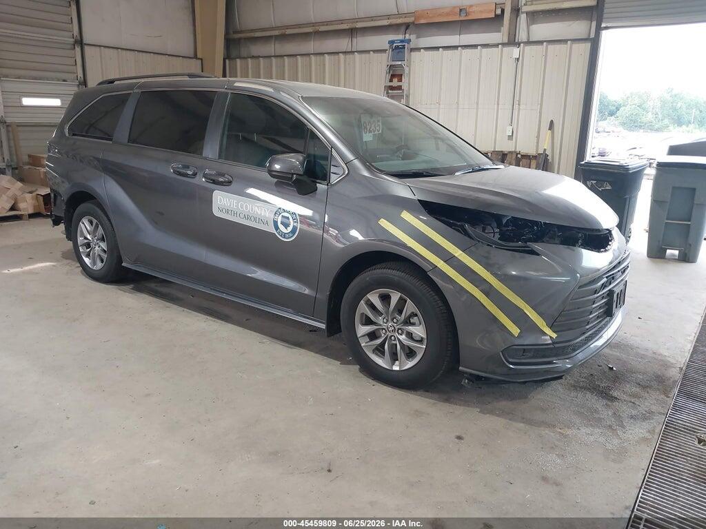 5TDKSKFC8SS205677 2025 TOYOTA SIENNA photo no. 1