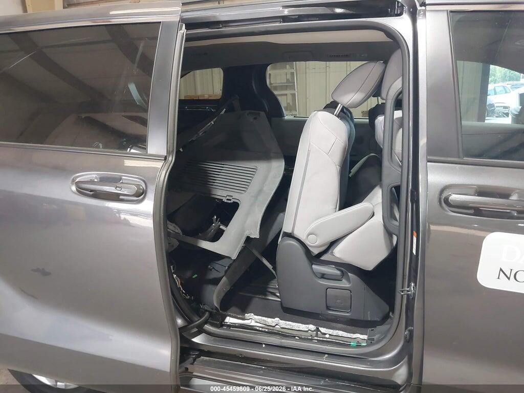 5TDKSKFC8SS205677 2025 TOYOTA SIENNA photo no. 8
