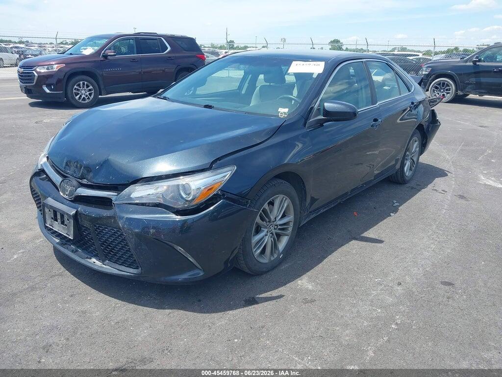 4T1BF1FK5FU010073 2015 TOYOTA CAMRY photo no. 2