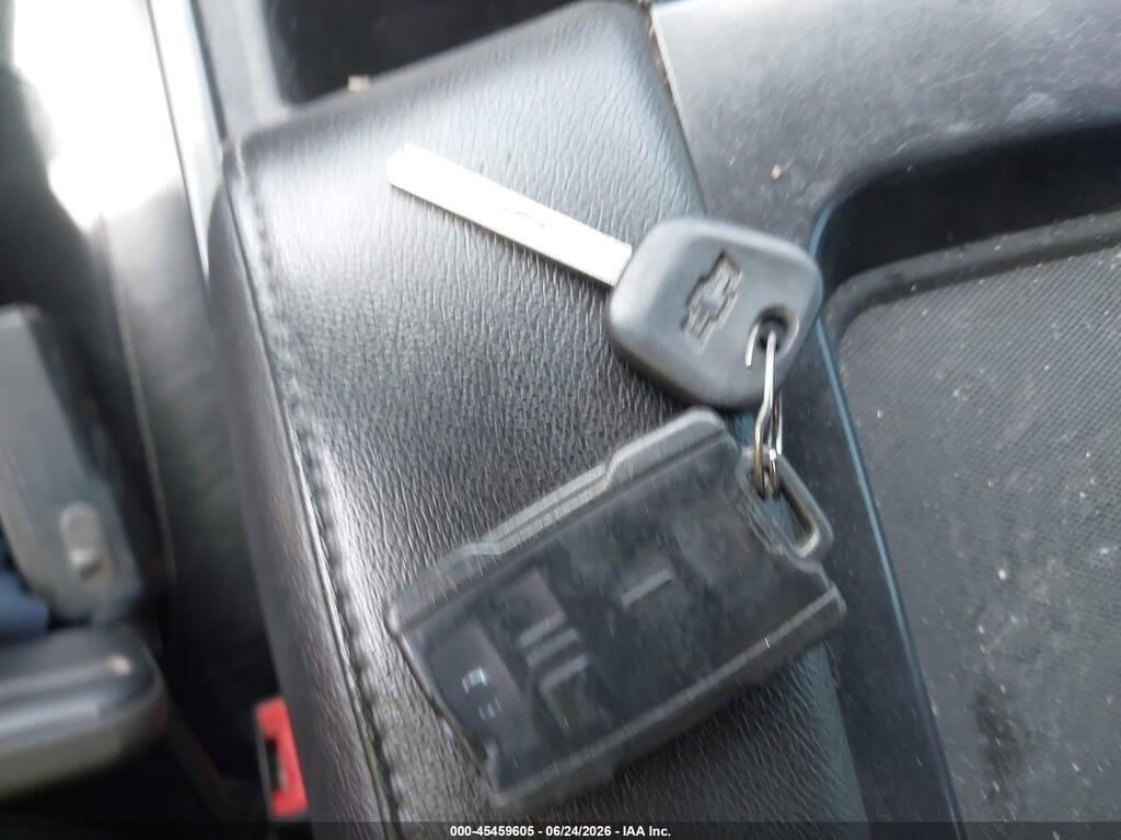 3GCUKREC9HG480324 2017 CHEVROLET SILVERADO 1500 photo no. 11