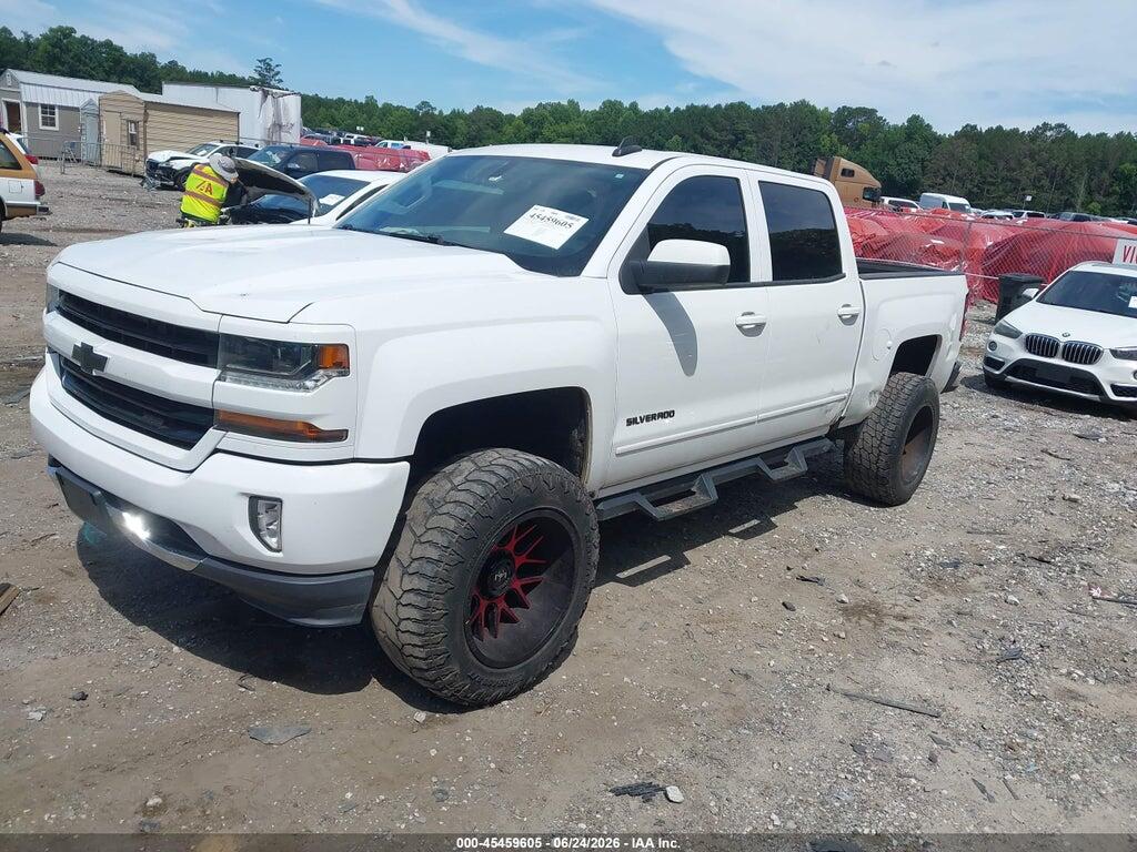 3GCUKREC9HG480324 2017 CHEVROLET SILVERADO 1500 photo no. 2