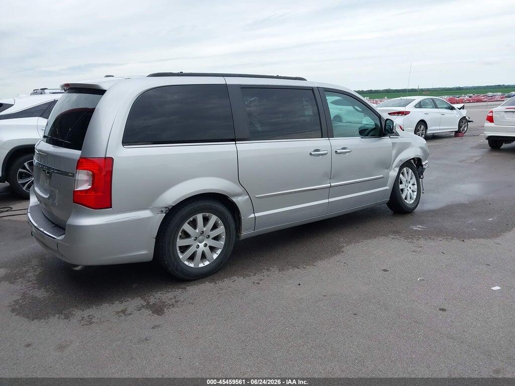 2C4RC1CG3CR232616 2012 CHRYSLER TOWN & COUNTRY photo no. 4