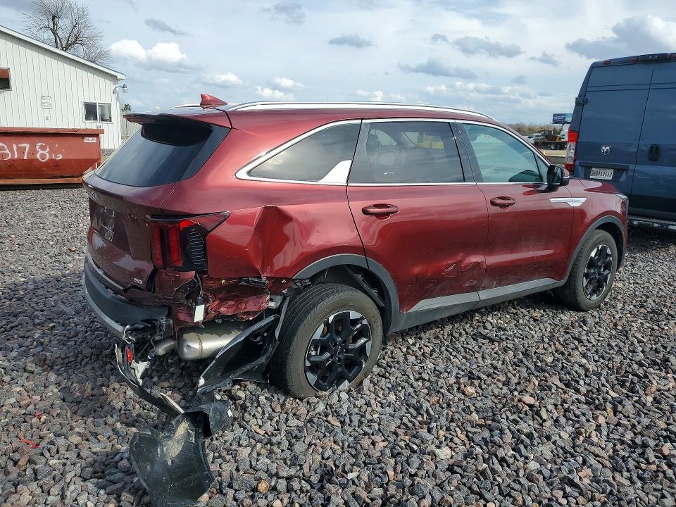 2025 KIA SORENTO S — Фото 3 из 13