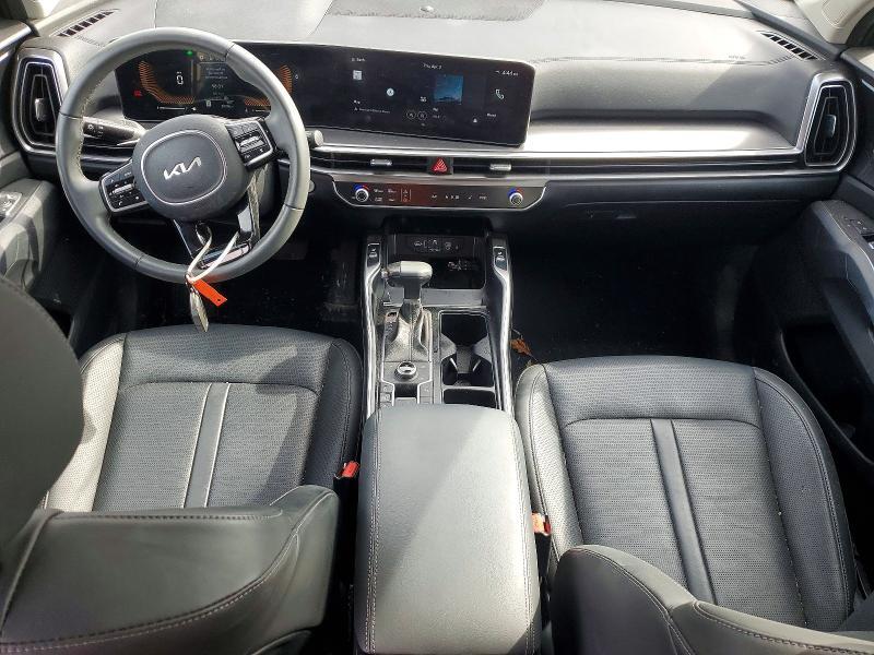 2025 KIA SORENTO S — Фото 8 из 13