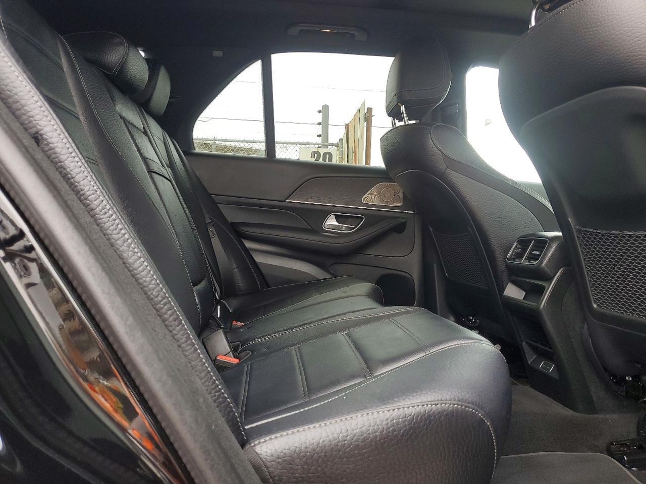 2025 MERCEDES-BENZ GLE 580 4MATIC — Фото 11 из 13