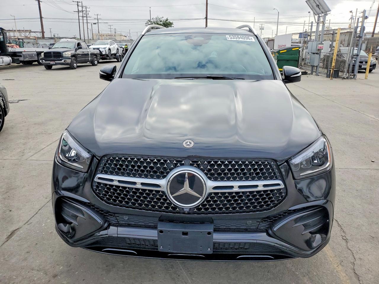 2025 MERCEDES-BENZ GLE 580 4MATIC — Фото 5 из 13