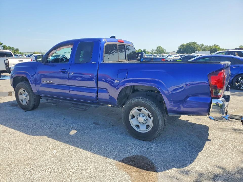 2022 TOYOTA TACOMA SR5 — Фото 2 из 12