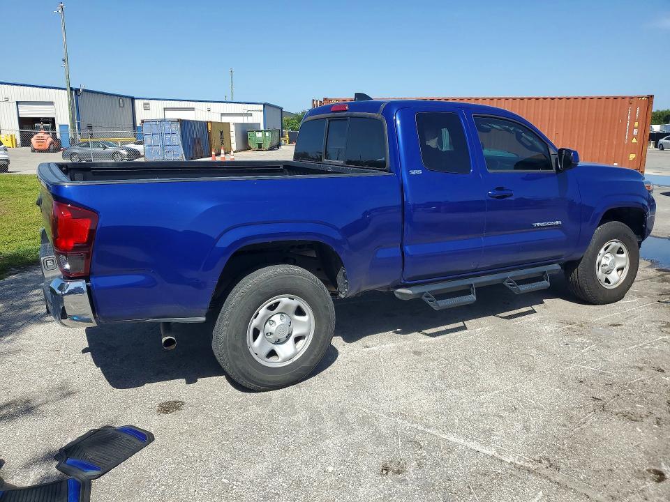 2022 TOYOTA TACOMA SR5 — Фото 3 из 12