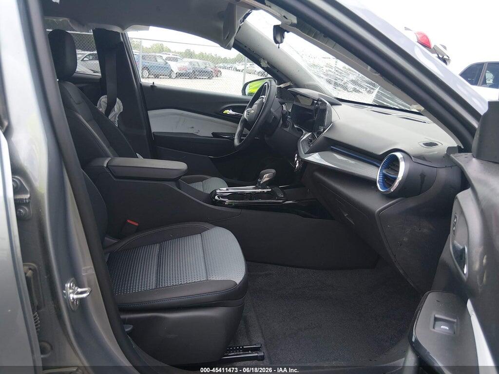 KL77LHEP2SC330747 2025 CHEVROLET TRAX photo no. 5