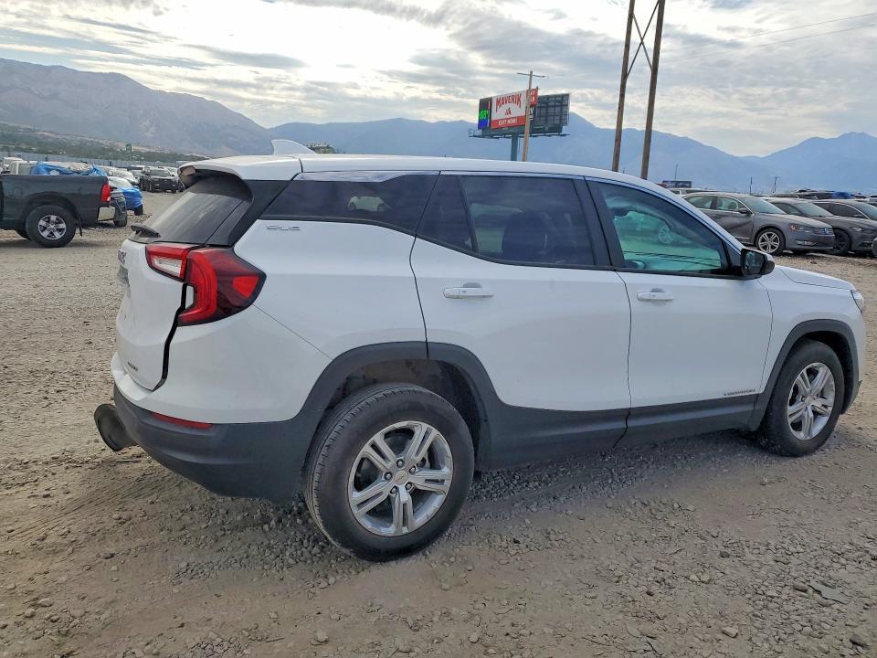 3GKALTEG4RL366969 2024 GMC TERRAIN photo no. 3