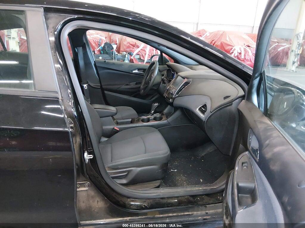 3G1BE6SM2JS604858 2018 CHEVROLET CRUZE photo no. 5