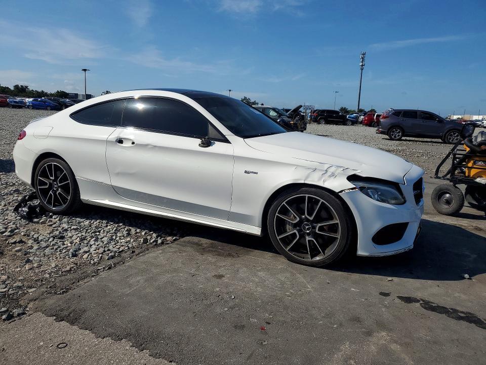 2017 MERCEDES-BENZ C 43 4MATIC AMG — Фото 4 из 12