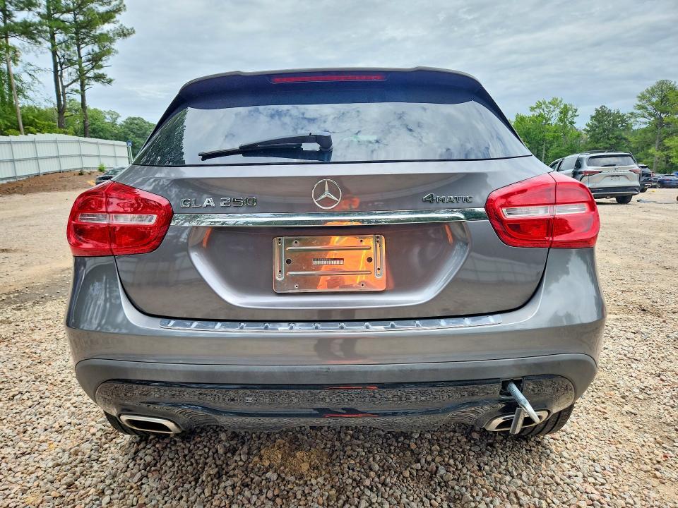 2017 MERCEDES-BENZ GLA 250 4MATIC — Фото 6 из 12