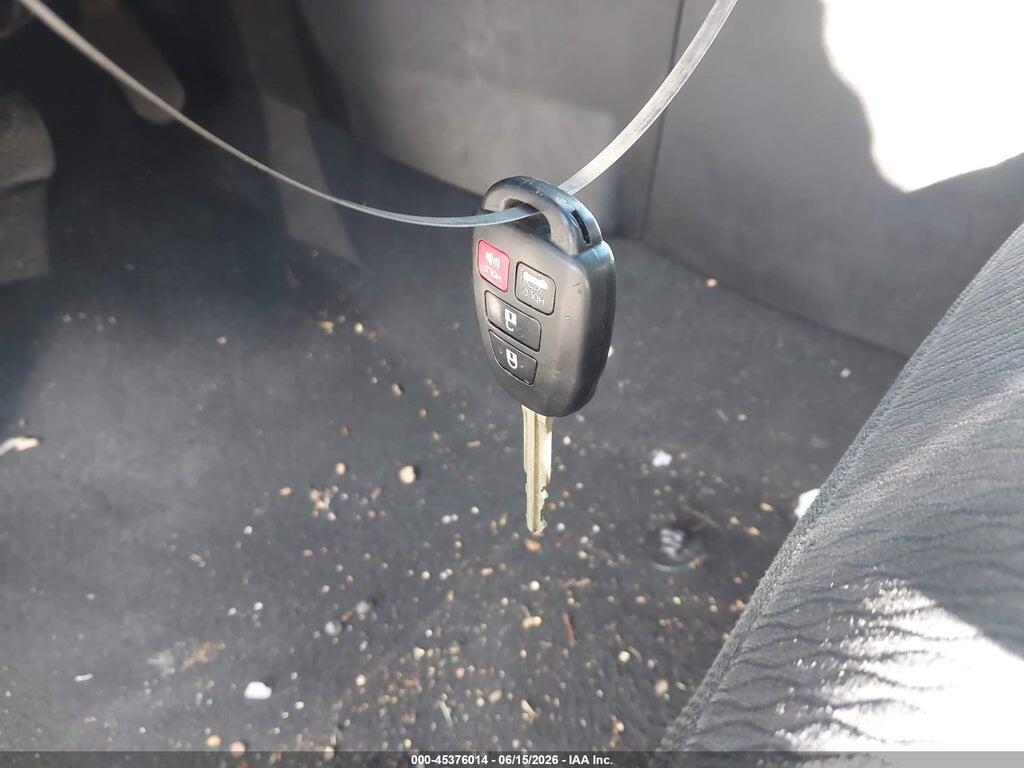 5YFBURHE1KP897758 2019 TOYOTA COROLLA photo no. 11