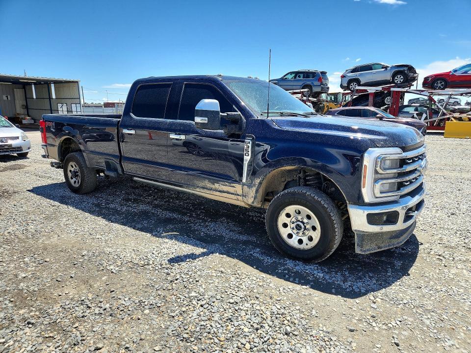 2024 FORD F350 SUPER DUTY — Фото 4 из 12
