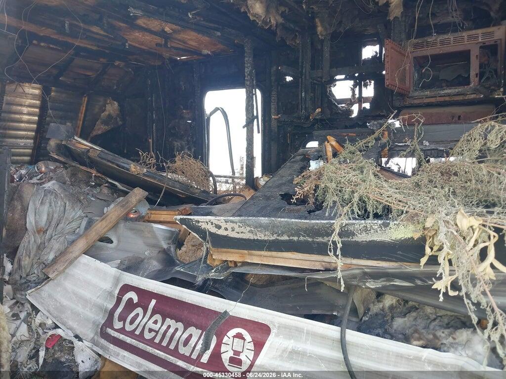 4YDT28528KY930763 2019 COLEMAN LANTERN photo no. 8