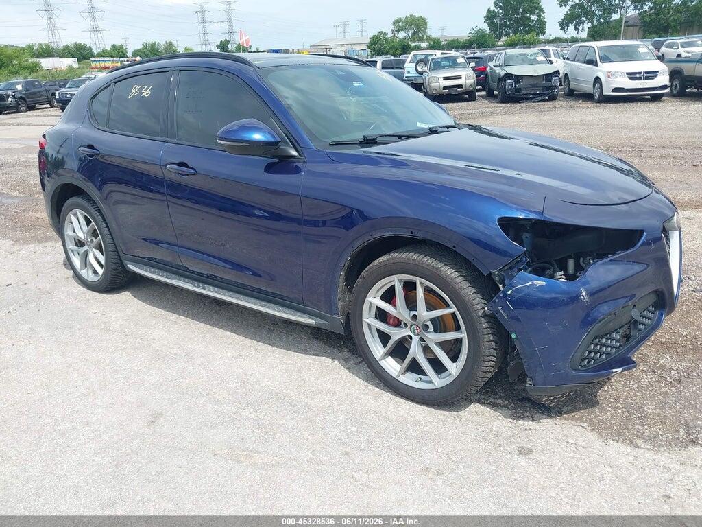 ZASFAKNN3J7C00135 2018 ALFA ROMEO STELVIO photo no. 1