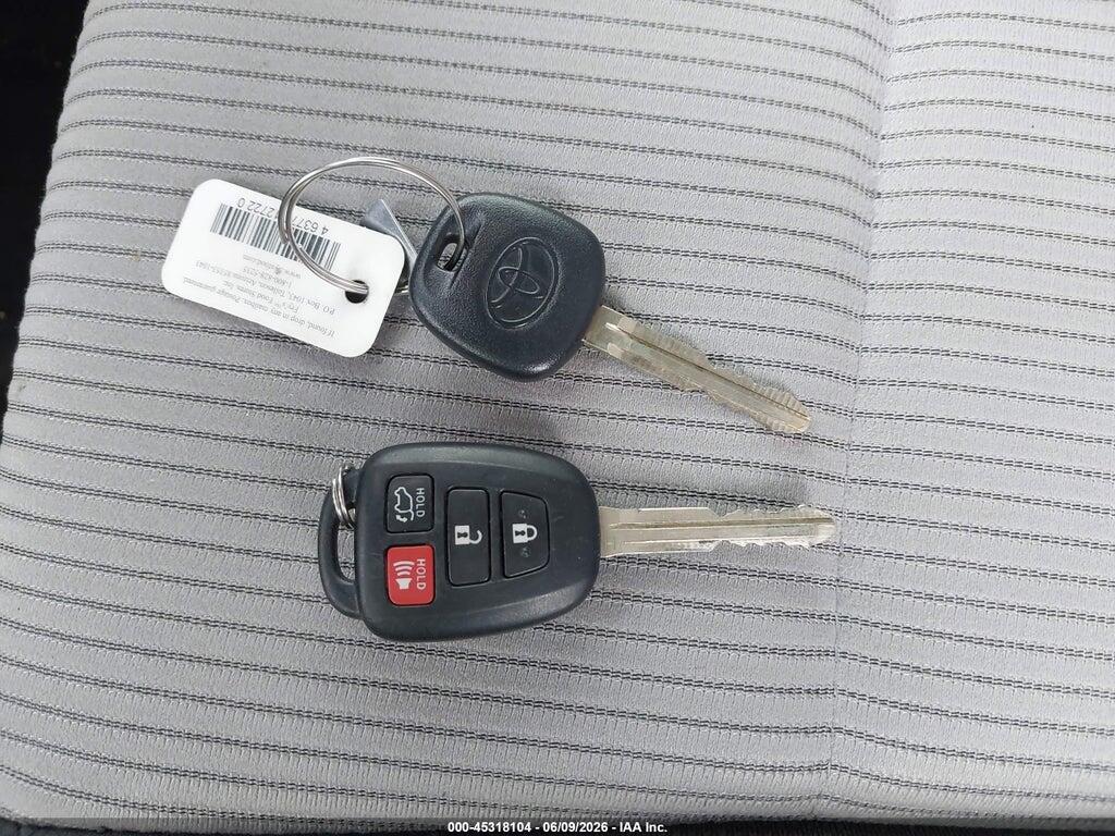 JTMRFREV5FD169687 2015 TOYOTA RAV4 photo no. 11