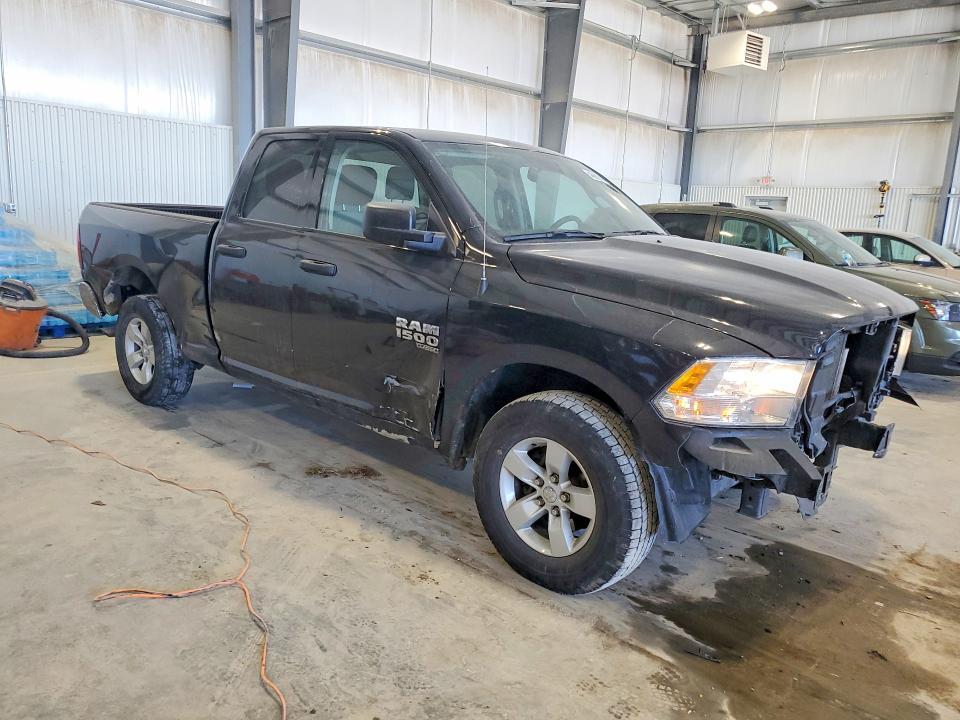 2024 RAM 1500 CLASSIC SLT/WARLOCK — Фото 4 из 13