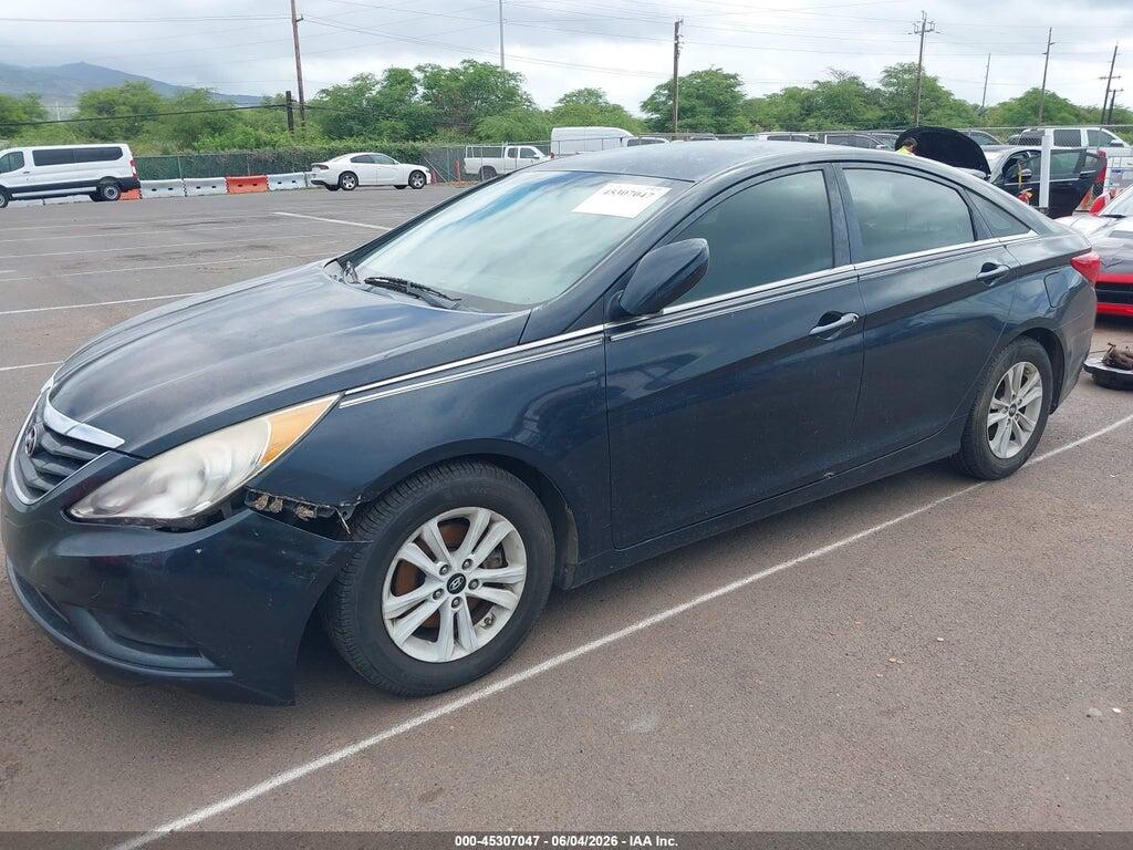 5NPEB4AC8BH004688 2011 HYUNDAI SONATA photo no. 2