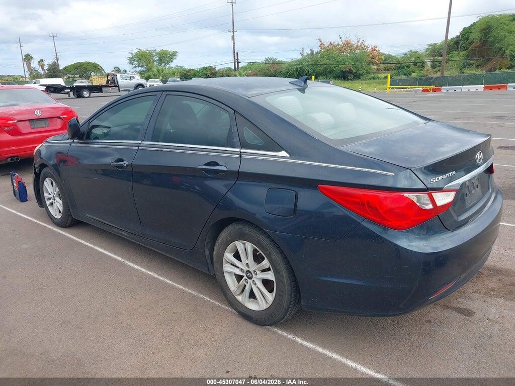 5NPEB4AC8BH004688 2011 HYUNDAI SONATA photo no. 3