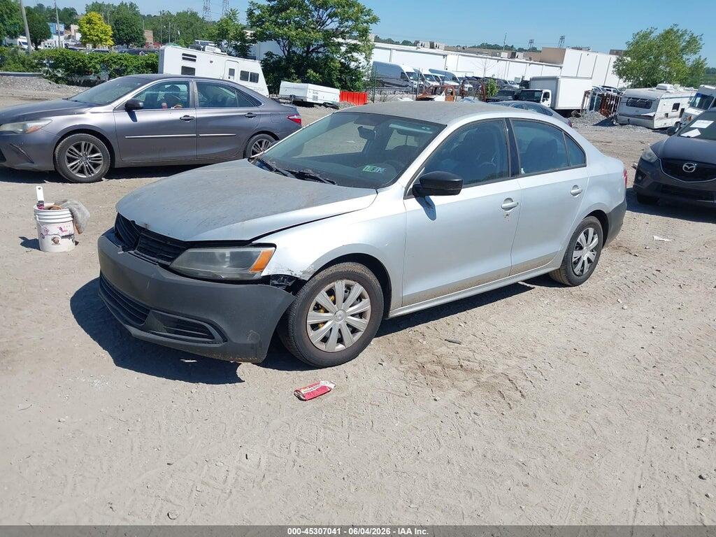 3VW2K7AJ3BM361593 2011 VOLKSWAGEN JETTA photo no. 2