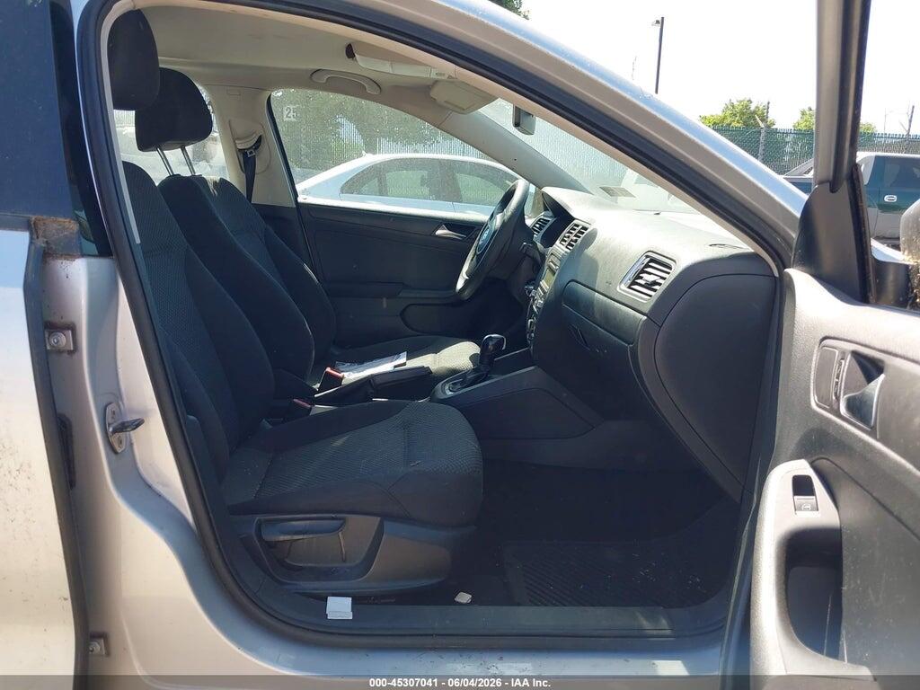 3VW2K7AJ3BM361593 2011 VOLKSWAGEN JETTA photo no. 5