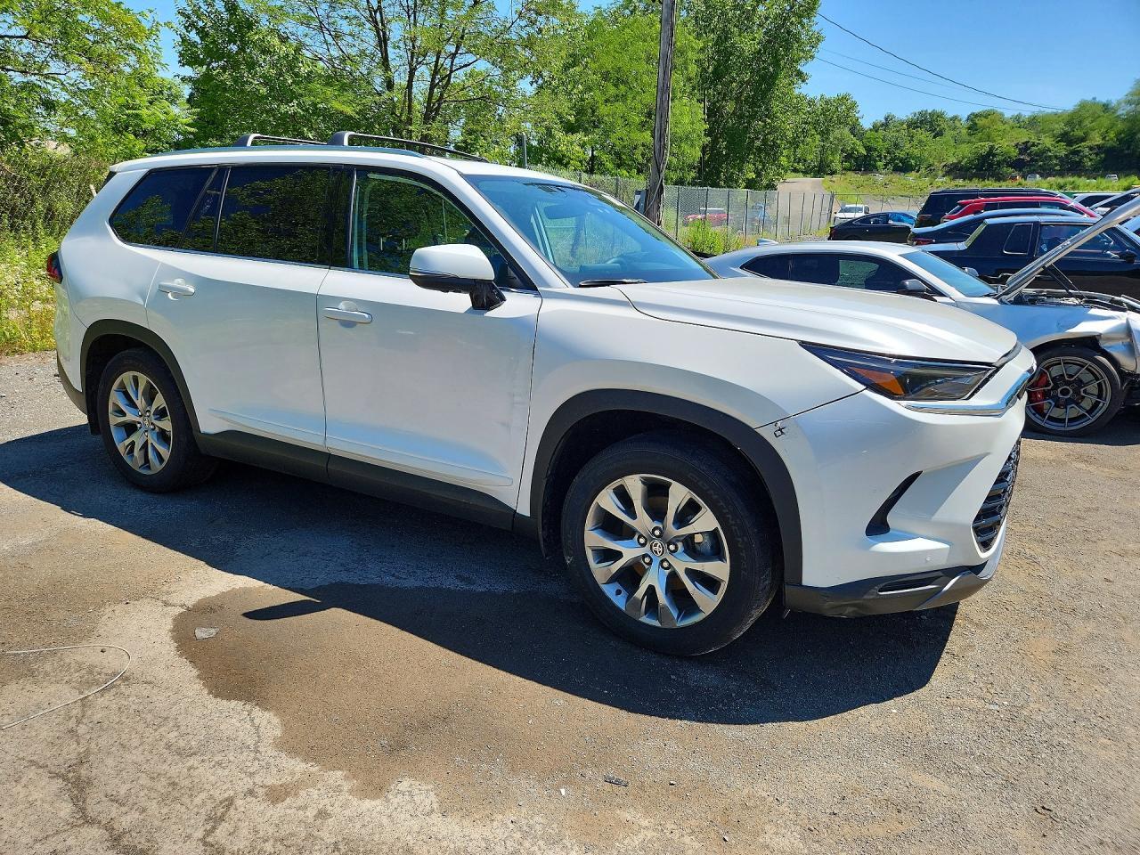 2024 TOYOTA GRAND HIGHLANDER HYBRID LIMITED — Фото 4 из 13