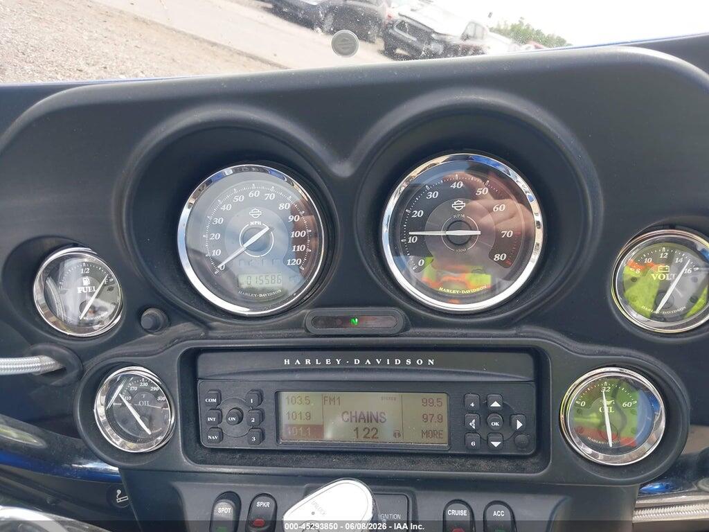 1HD1KEM16AB671935 2010 HARLEY-DAVIDSON FLHTK photo no. 7