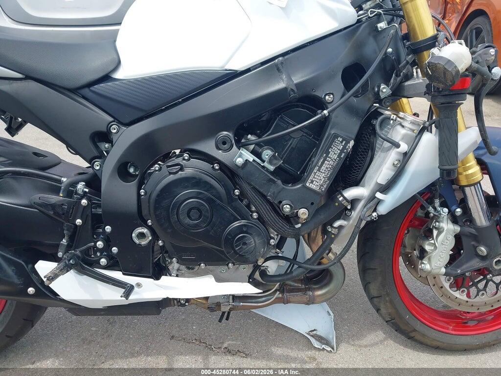 JS1GR7MA5S7100048 2025 SUZUKI GSX-R750 photo no. 8