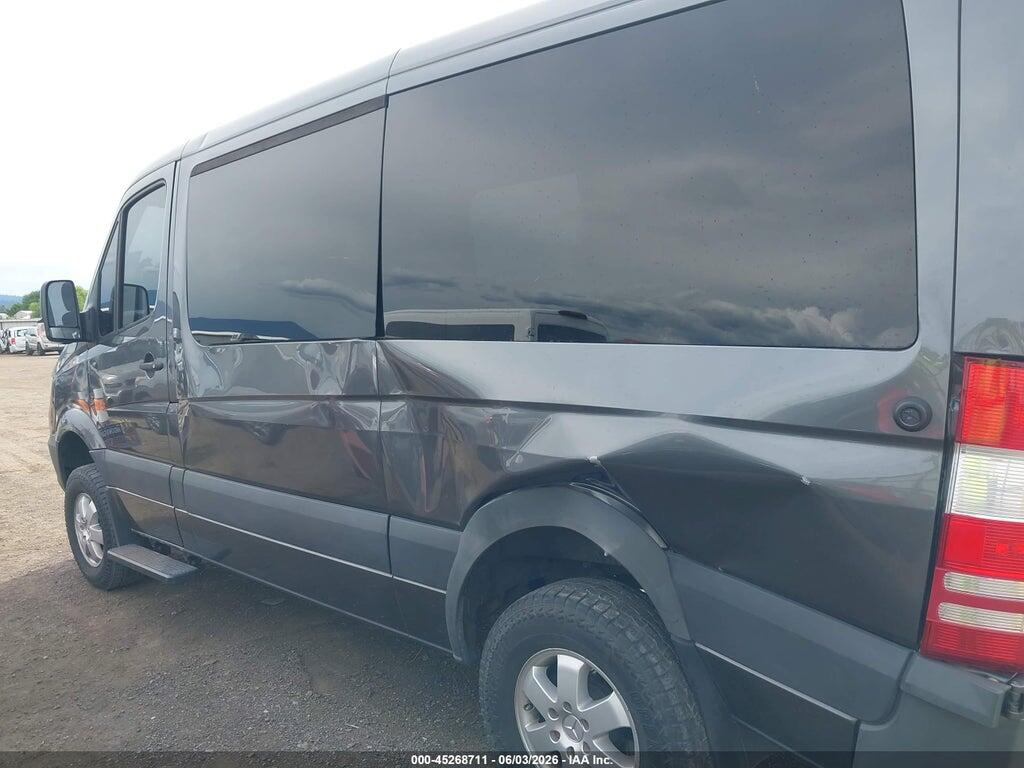 WDZFE7CDXGP330250 2016 MERCEDES-BENZ SPRINTER 2500 photo no. 6