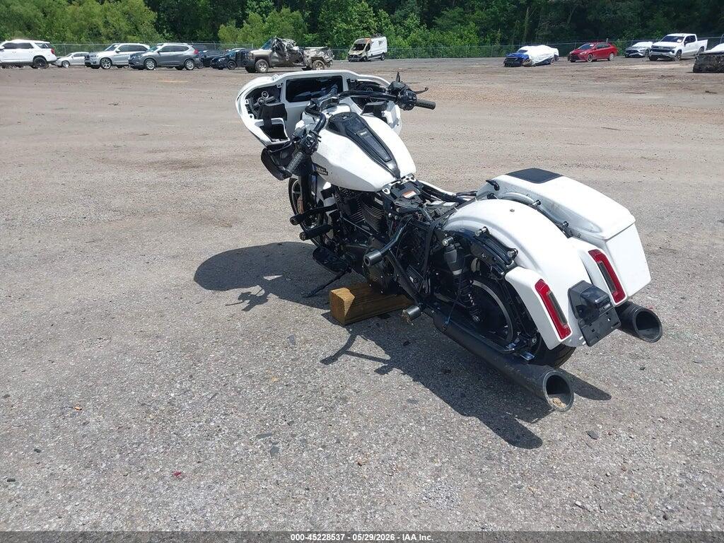1HD1KH718RB624043 2024 HARLEY-DAVIDSON FLTRX photo no. 3