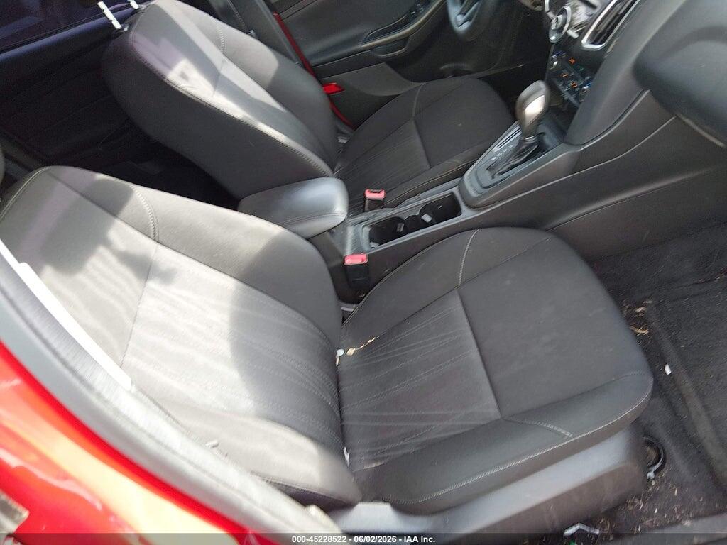 1FADP3M22HL255114 2017 FORD FOCUS photo no. 5