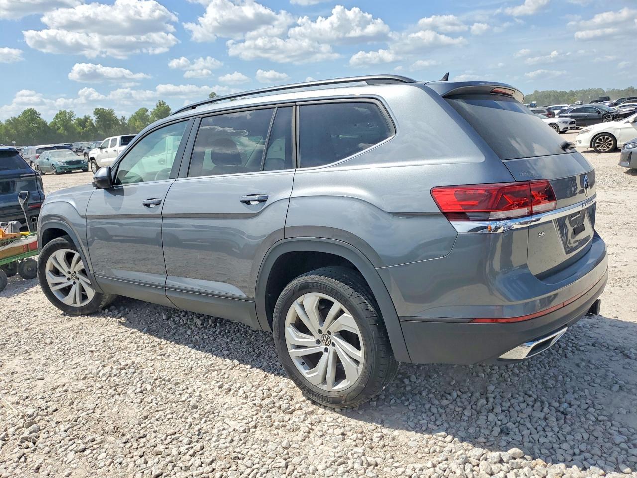 2022 VOLKSWAGEN ATLAS SE — Фото 2 из 13