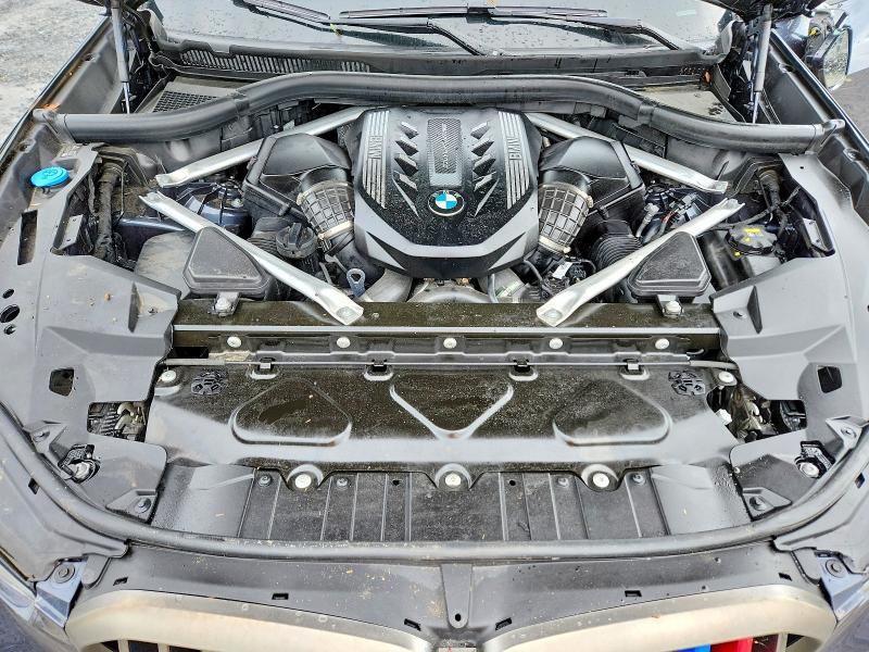 2022 BMW X5 M50I — Фото 12 из 13
