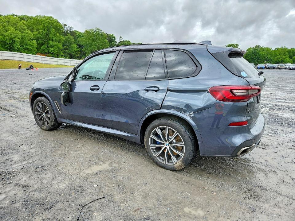2022 BMW X5 M50I — Фото 2 из 13
