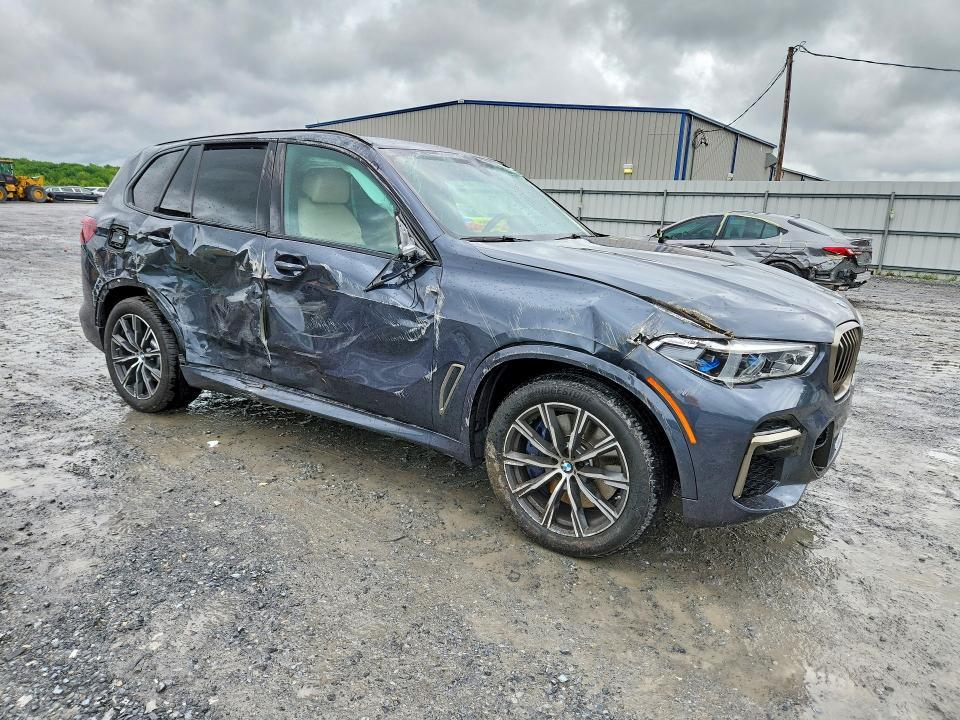 2022 BMW X5 M50I — Фото 4 из 13