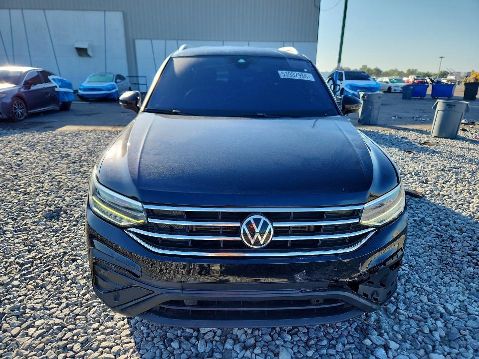 2022 VOLKSWAGEN TIGUAN — Фото 5 из 13