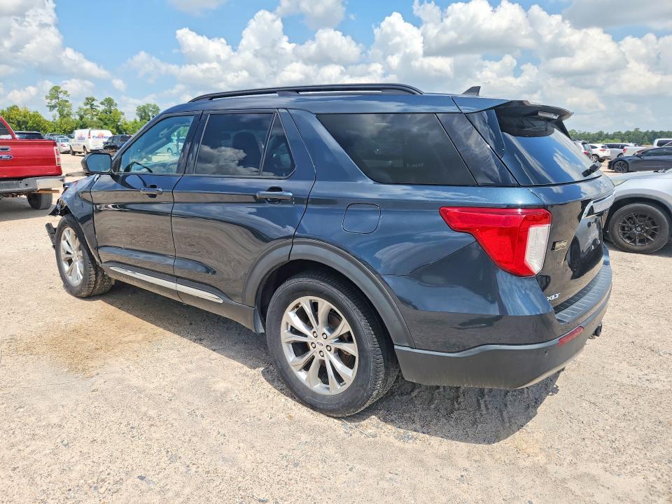 2022 FORD EXPLORER XLT — Фото 2 из 13
