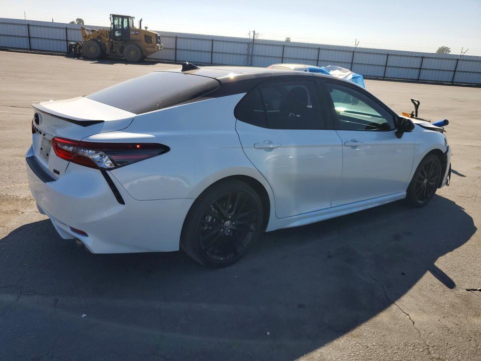 2024 TOYOTA CAMRY XSE — Фото 3 из 12